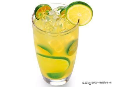 柠檬怎么制作饮品，在饮品中用处多么？