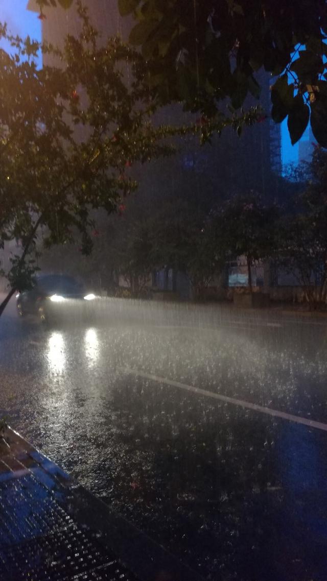 电脑上灵异事件:至今为止，你们有听到或者见到过哪些匪夷所思事情？
