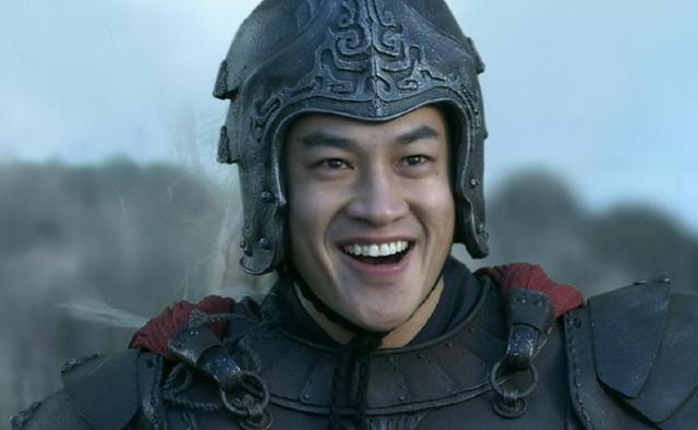三国许褚:三国演义中，能打得许褚怀疑人生的武将有哪些？
