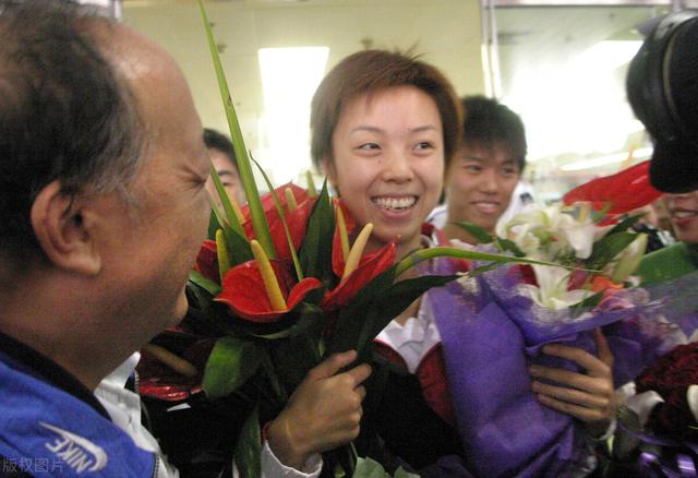 张怡宁退役:刘诗雯退役后能否执教中国女乒？张怡宁和王楠退役怎么不当教练？