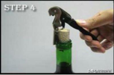 开红酒的正确方法视频，没有开瓶器怎么打开红酒的木塞