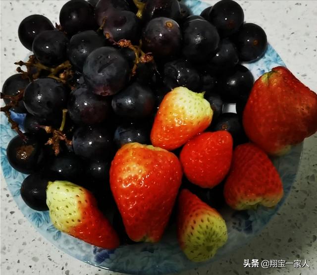 吃什么水果最好？我喜欢水蜜桃、芒果、樱桃、苹果？
