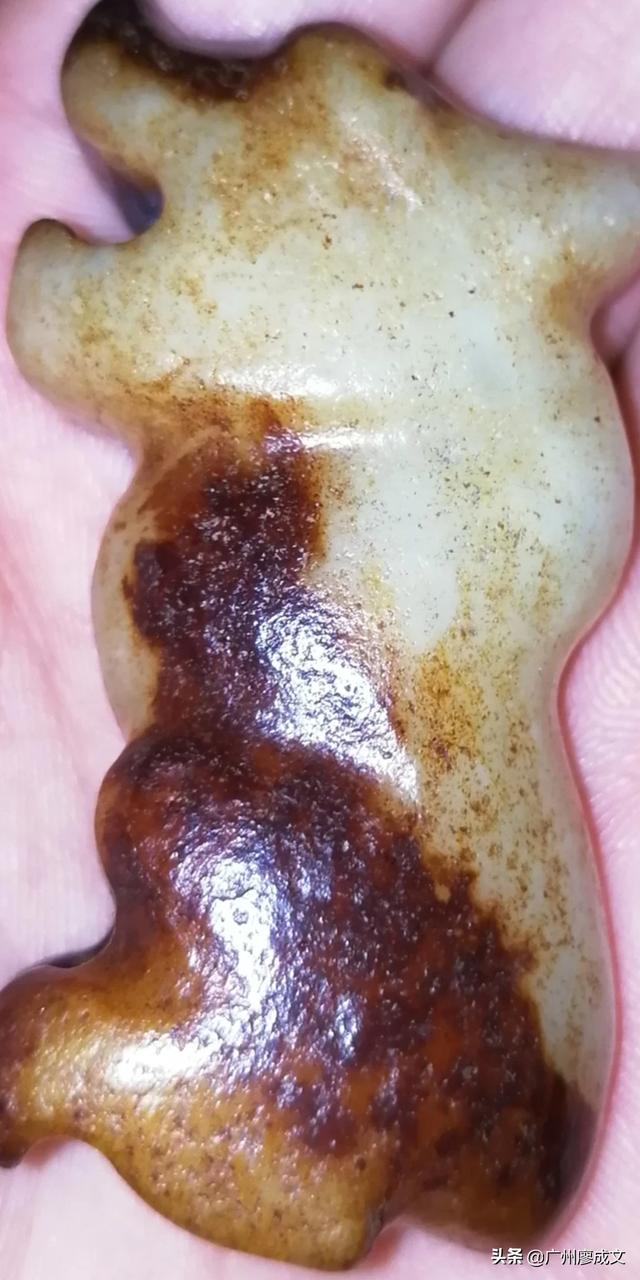 古玉的特征,怎样看工艺痕迹去分辨古玉的真与赝？