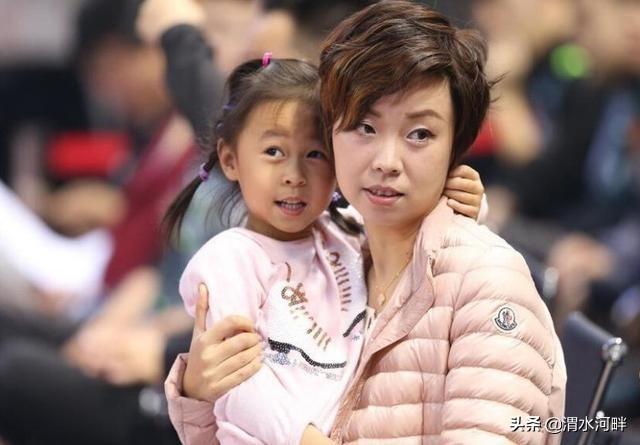 袁立宣布结婚:袁立前男友和张怡宁结婚，体育明星为何更容易嫁入豪门