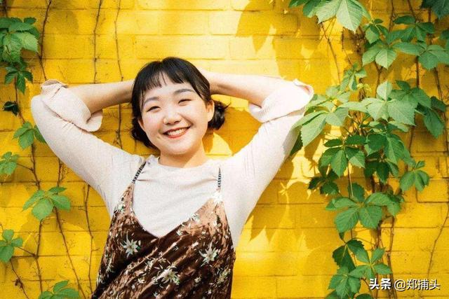辣目洋子社死现场:短剧网红辣目洋子为什么要转型对此你如何看待
