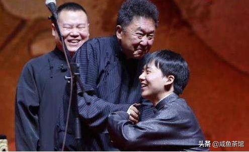 德云社演员收入一览表:德云社除了班主郭德纲以外，收入最高的是谁？