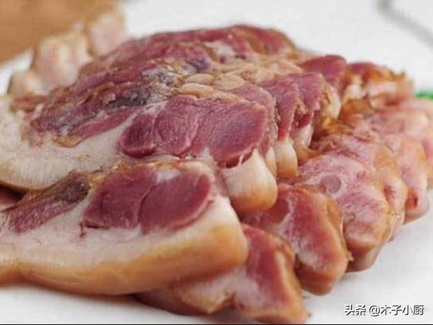 牛耳朵与猪耳朵的区别:卤猪头肉和猪耳朵颜色不一样怎么办？