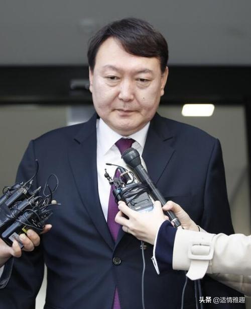 韩国总检察长尹锡悦下令再彻查“世越号”沉船事故。文在寅绝地反击了？真实用意何在？