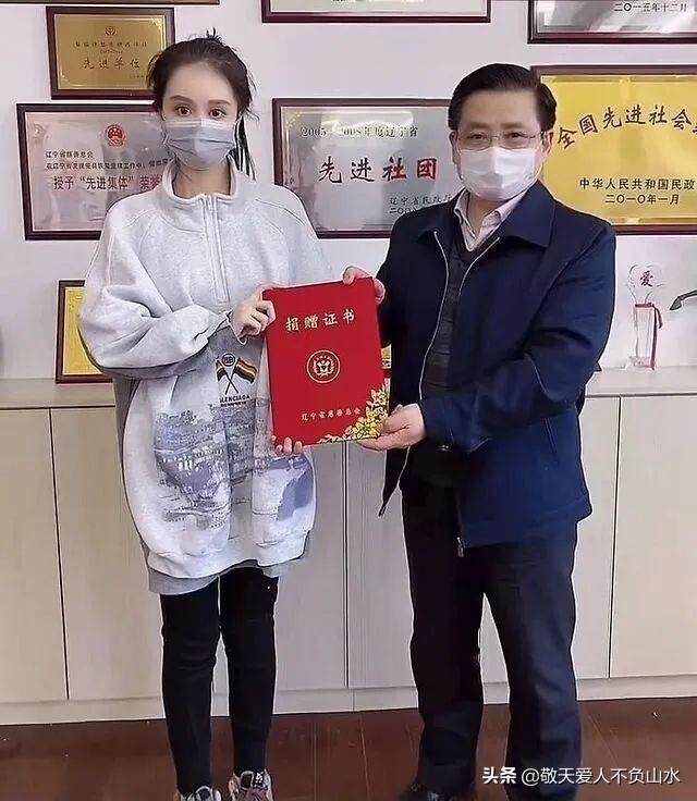 球球的老公是谁:赵本山的女儿球球为什么在快手平台看起来比其他网红有排面