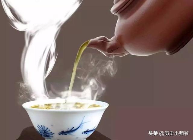 修心修性网名:把茶冷眼看红尘，借茶静心度春秋是什么意思？