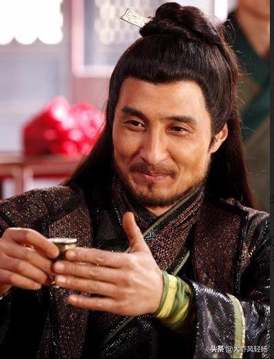 袁瑞娟:隋唐演义中单雄信为何不敢劫杨林的皇杠，而尤俊达却敢？