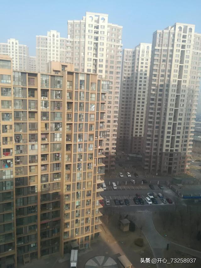 倪妮初中毕业照曝光:初中毕业，成绩不好，学一门什么技术比较好