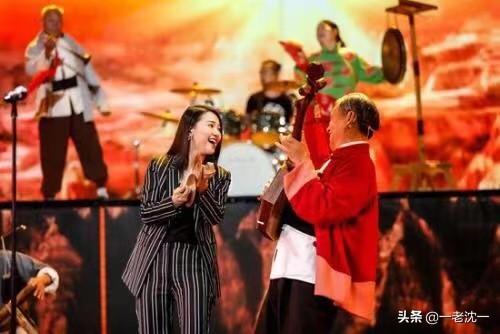 为什么美国农村有乡村民谣,中国农村只有“社会摇”？