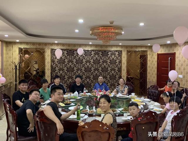 什么无不言，“桃李不言，下自成蹊”什么意思，出自何处你怎么看