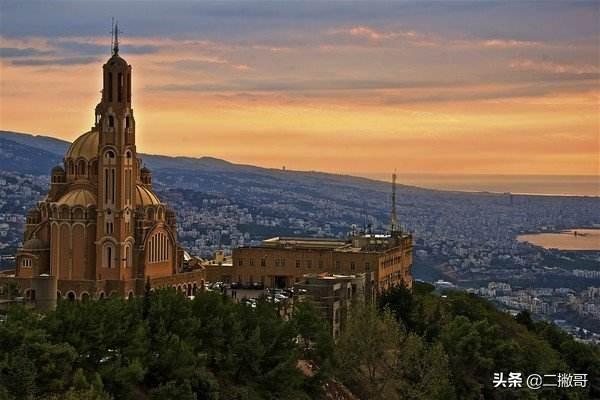 黎巴嫩首都贝鲁特附近有什么好玩的吗?有没有好的建议和攻略?