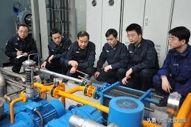 金铭资料:小时候超火，长大后突然消失的明星有哪些？