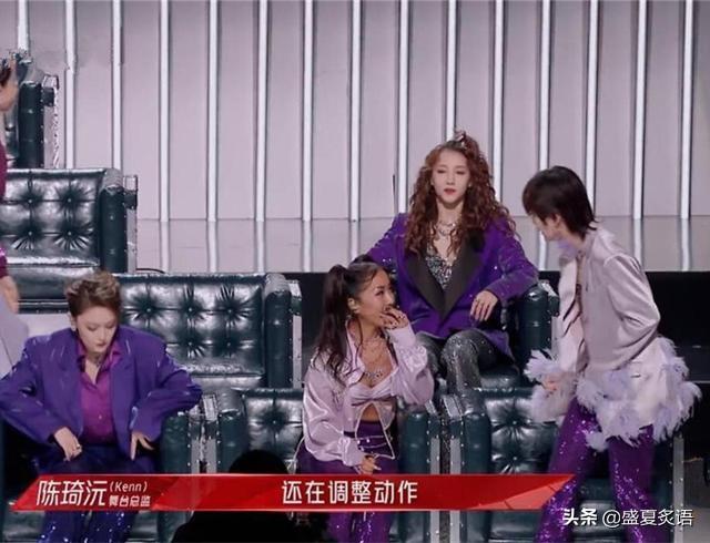 吉克隽逸造假:吉克隽逸不是队长仍坐C位，连续四轮捆绑周笔畅，她真的自信吗？