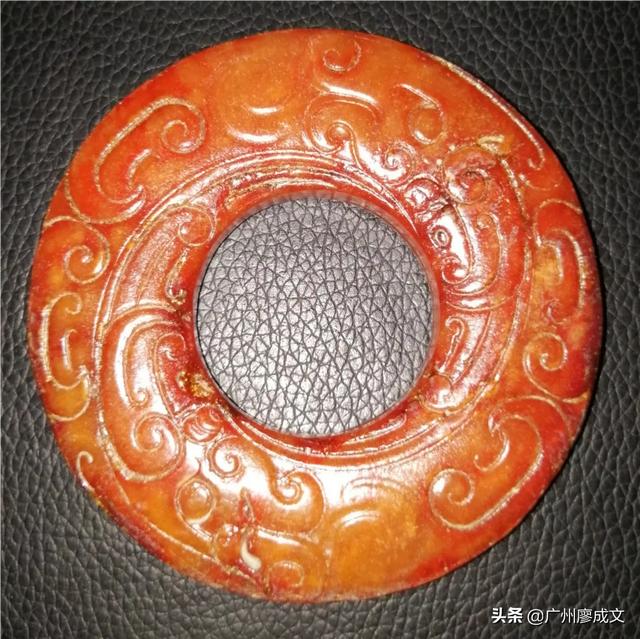 如何看一块玉值不值钱,买了一块玉，大家看看是什么料值多少钱？