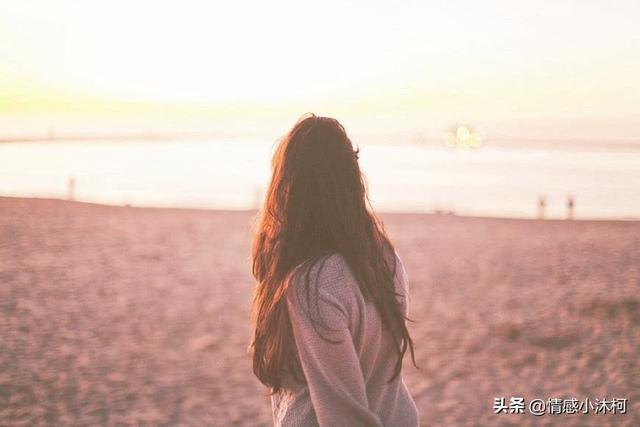 和离婚的女人聊什么话题 ✅「和离婚的女人聊什么话题最好」