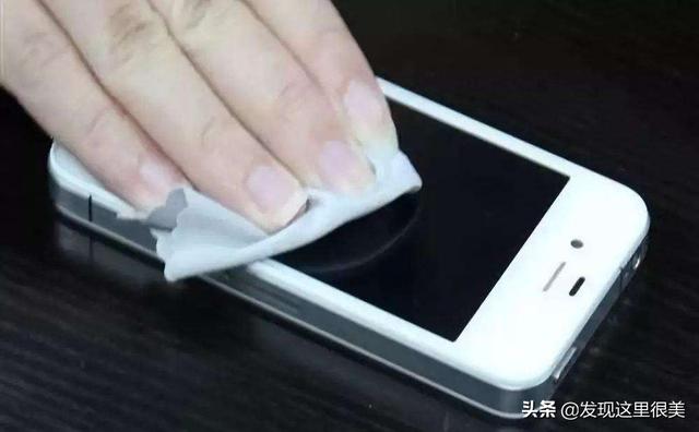 酒精喷雾,酒精擦拭防水手机能消毒吗？
