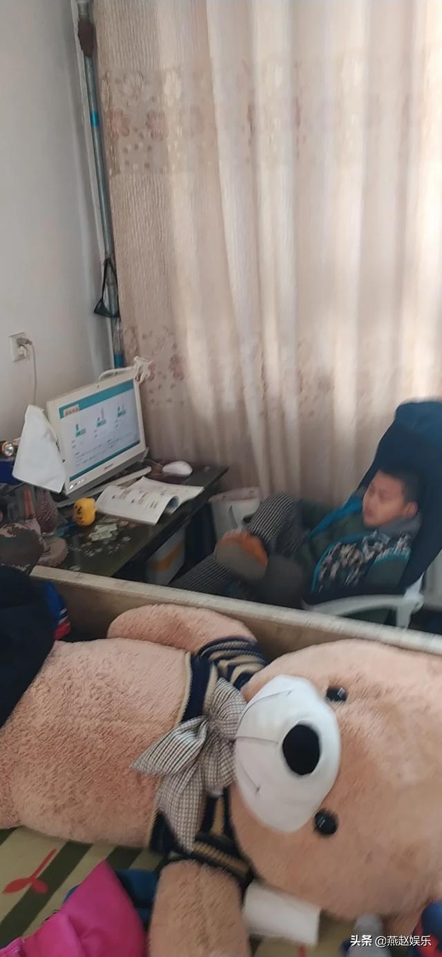 最近疫情泛滥大家在家里待的懒了吗