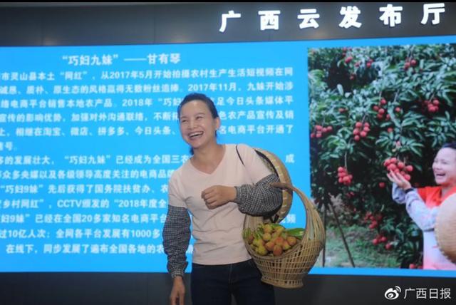 广西导盲犬图片:成都女士未拴狗而遭暴打，为何舆论都骂当事人？