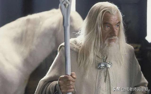 魔戒五巫:《指环王》的甘道夫不死吗？你怎么看？