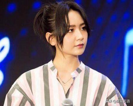 吉克隽逸造假:吉克隽逸不是队长仍坐C位，连续四轮捆绑周笔畅，她真的自信吗？