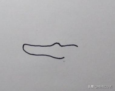 鳄鱼简笔画:鳄鱼画法教程。怎么画鳄鱼，如何画鳄鱼？简笔画？