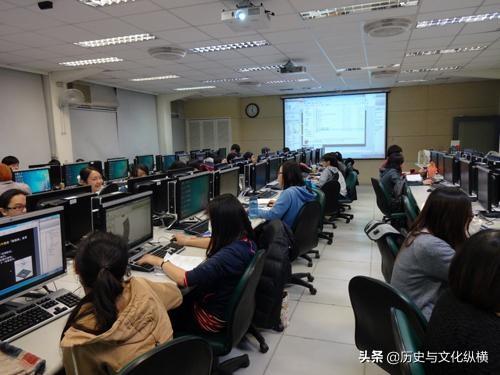 为什么高中历史课本里极少介绍古代西方的历史？