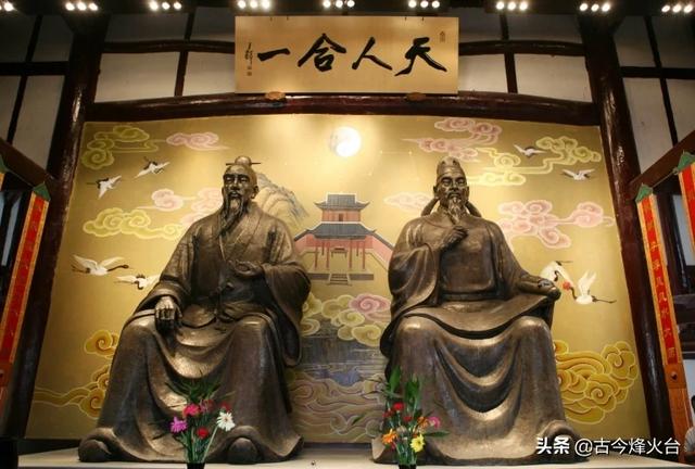 赤胸朱顶雀手机竖屏壁纸:“一代妖人”袁天罡之死，历史上袁天罡到底是怎样的人？