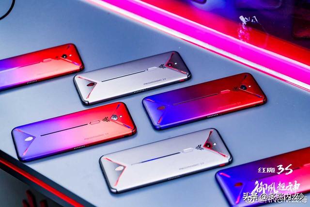 努比亚手机哪个机型比较推荐,元旦新年换新机？