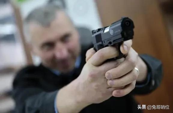 建国门枪击案:同样不禁枪，为什么美国经常发生枪击案，而俄罗斯很少发生枪击案