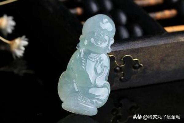 翡翠糯种,翡翠糯种和豆种怎么区分？各有何特点？