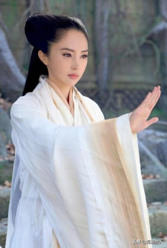 《神雕侠侣》中林朝英的武功从哪学的，她为什么没嫁给王重阳
