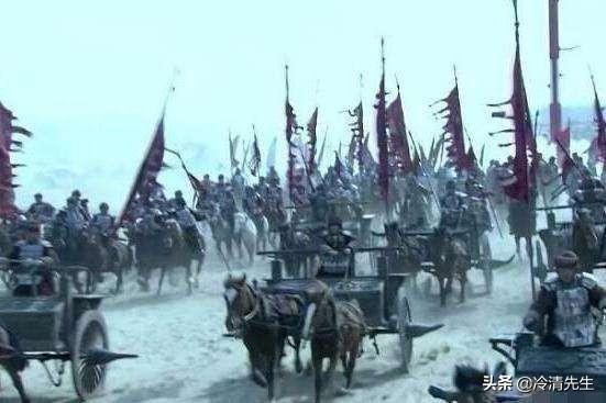 樊於期为什么叛秦:刘邦为何要反秦？你觉得项羽和刘邦的差距在哪？
