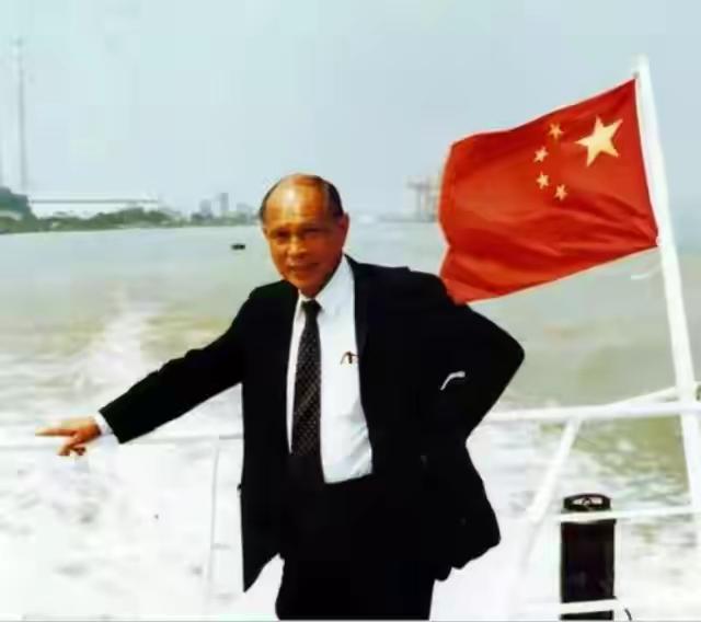 李兆基李嘉诚:香港富豪那么多，霍家财产比不上李嘉诚李兆基，为何地位最特殊？