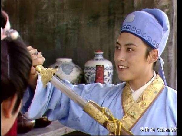 贾琏是谁的儿子:《红楼梦》中，贾琏为什么被称为二爷？贾琏的亲哥哥是谁？