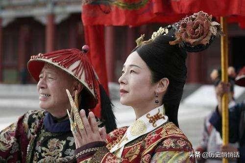 李莲英的舌头特别长:慈禧六十大寿时，为何李莲英放鸟鸟不飞，放鱼鱼不走