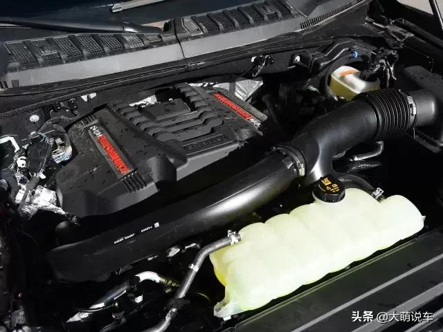 6.0排量是什么概念？开起来是什么感觉？插图9