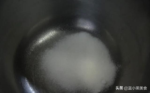 烘焙圈(烘焙圈子:三大基础蛋糕胚:戚风海绵天使做法及区别!)