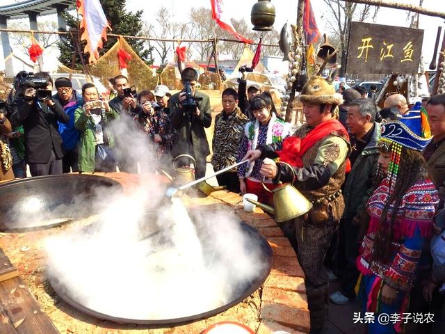 寡妇鸟是一夫多妻:农村老人常说:“开江鱼、下蛋鸡，回笼觉，二房妻”是啥意思？