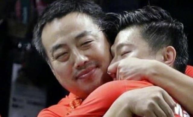 乒乓球选手水谷隼将继续职业生涯，刘国梁劝马龙退役，马龙发文继续留队再战几年，你怎么看