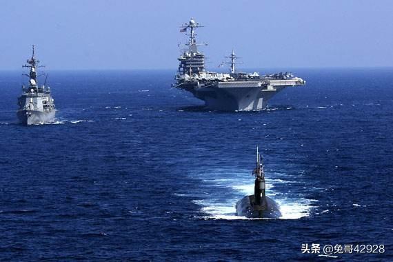 顾晴菲和海陆的图片:看了竖版地图，原来美国在中国的北边，有没有颠覆三观？