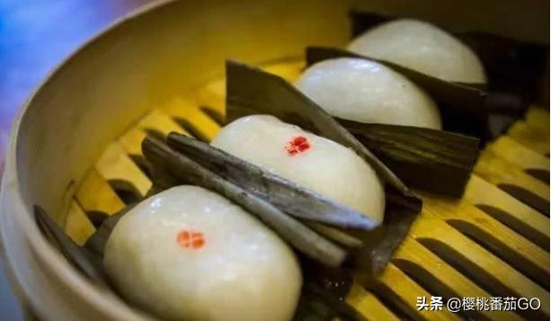 梁嘉鸿:在抖音上拍美食开箱评测，是一镜到底还是分开