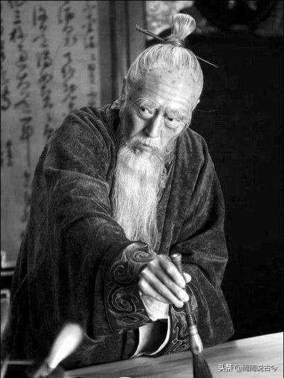 明朝严嵩:严嵩为什么不巴结下任皇帝朱载垕还跟他对着干?