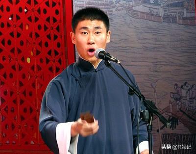 郭德纲前弟子郭鹤鸣加盟李菁的星夜相声会馆，你怎么看？