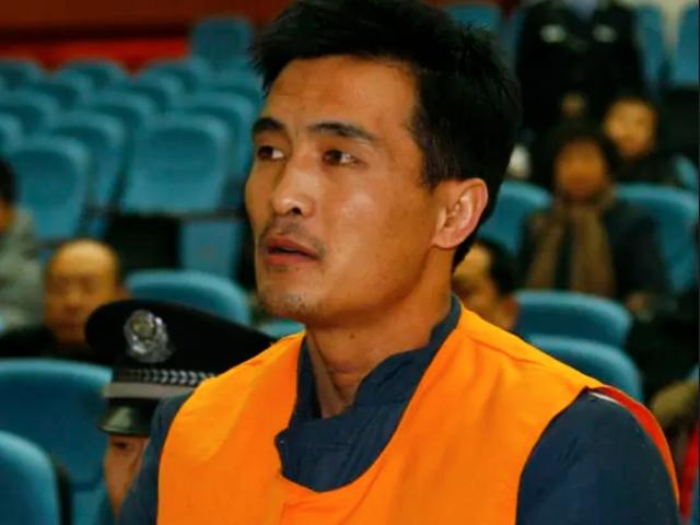 如果无期徒刑的罪犯越狱逃跑，抓回来后是否会判死刑？