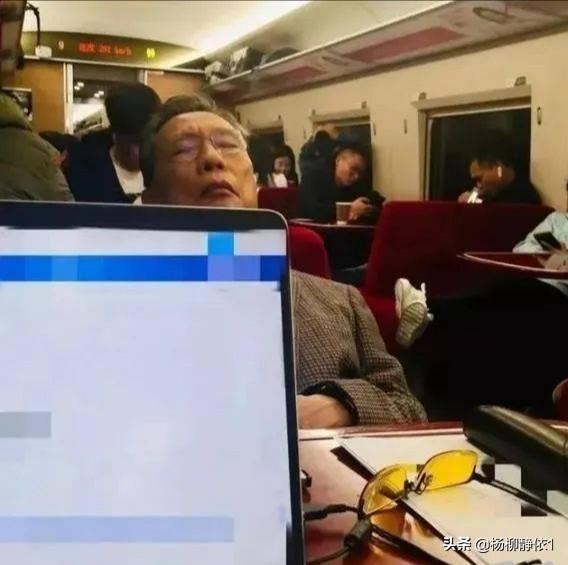 十大感动中国人物,我觉得今年有钟南山院士！你觉得呢？分析一下？
