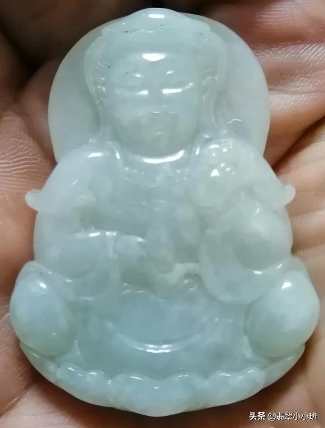 鉴定翡翠真假小妙招,翡翠拍照片能看出真假吗？怎么鉴定？